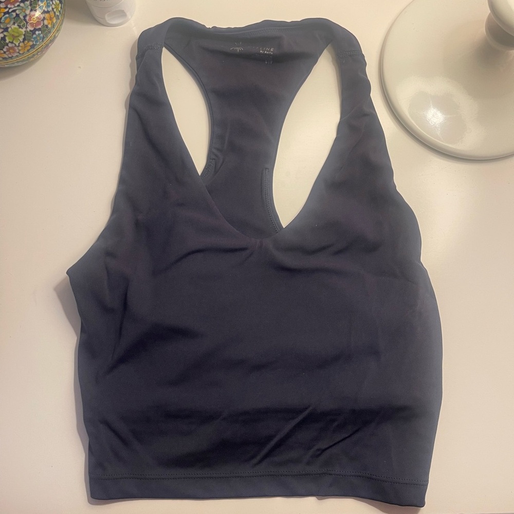 Cropped tank